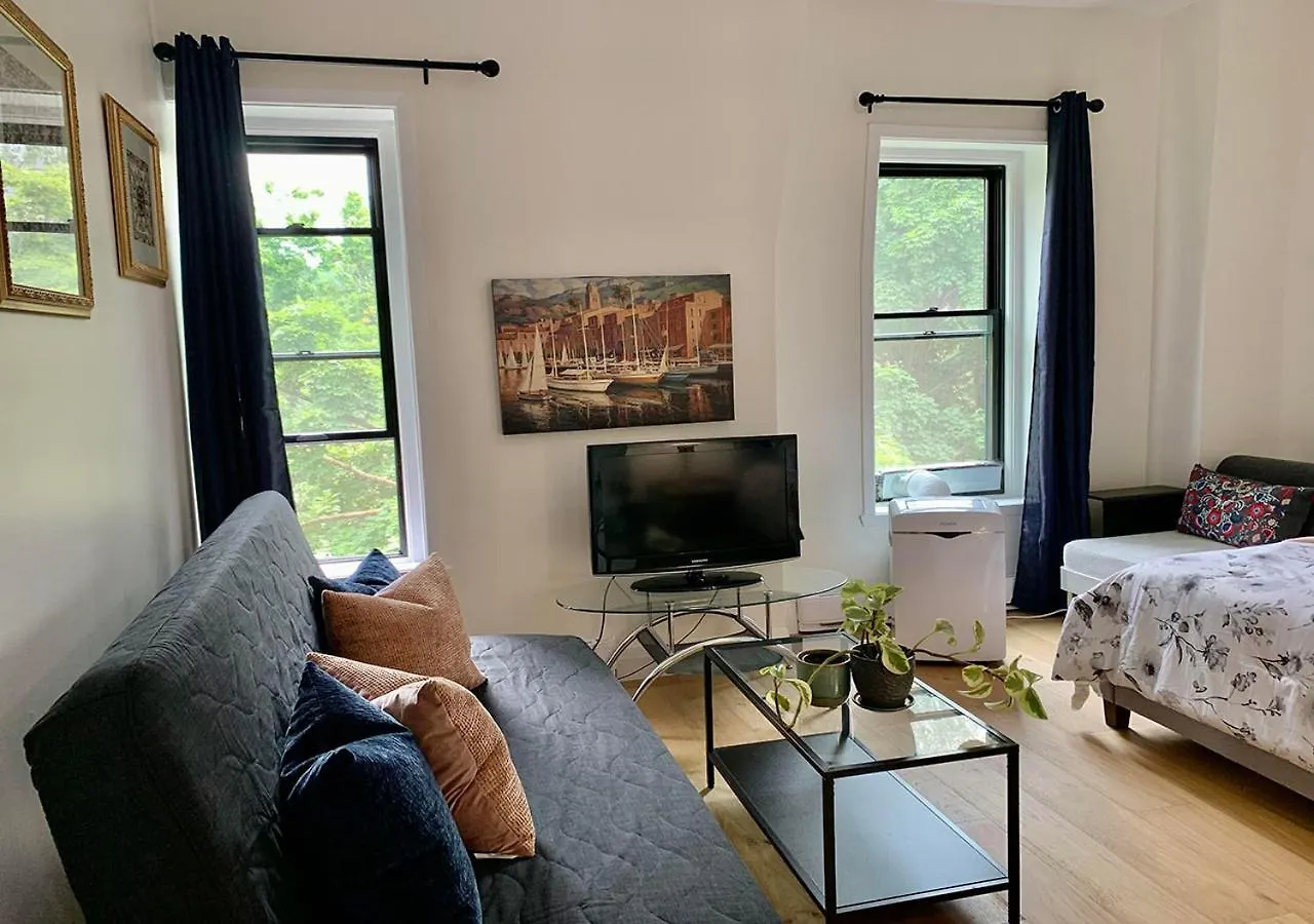 Jacob22 B&B Toronto